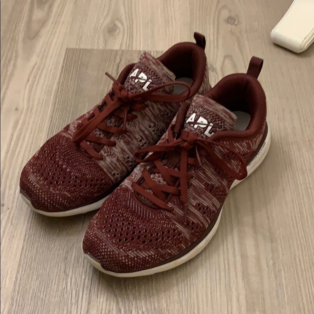 APL Maroon/Red Size 9 Sneakers